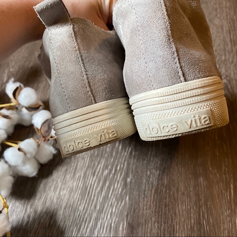 Dolce Vita | 10 | gray suede leather white sole - Picture 12 of 16